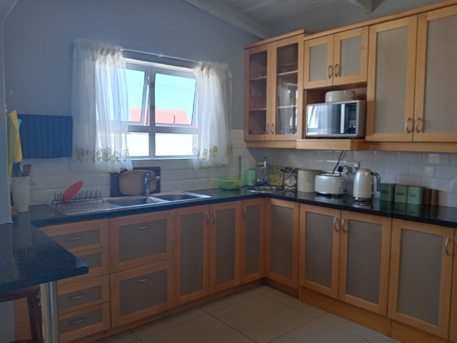 To Let 3 Bedroom Property for Rent in Laguna Sands Western Cape